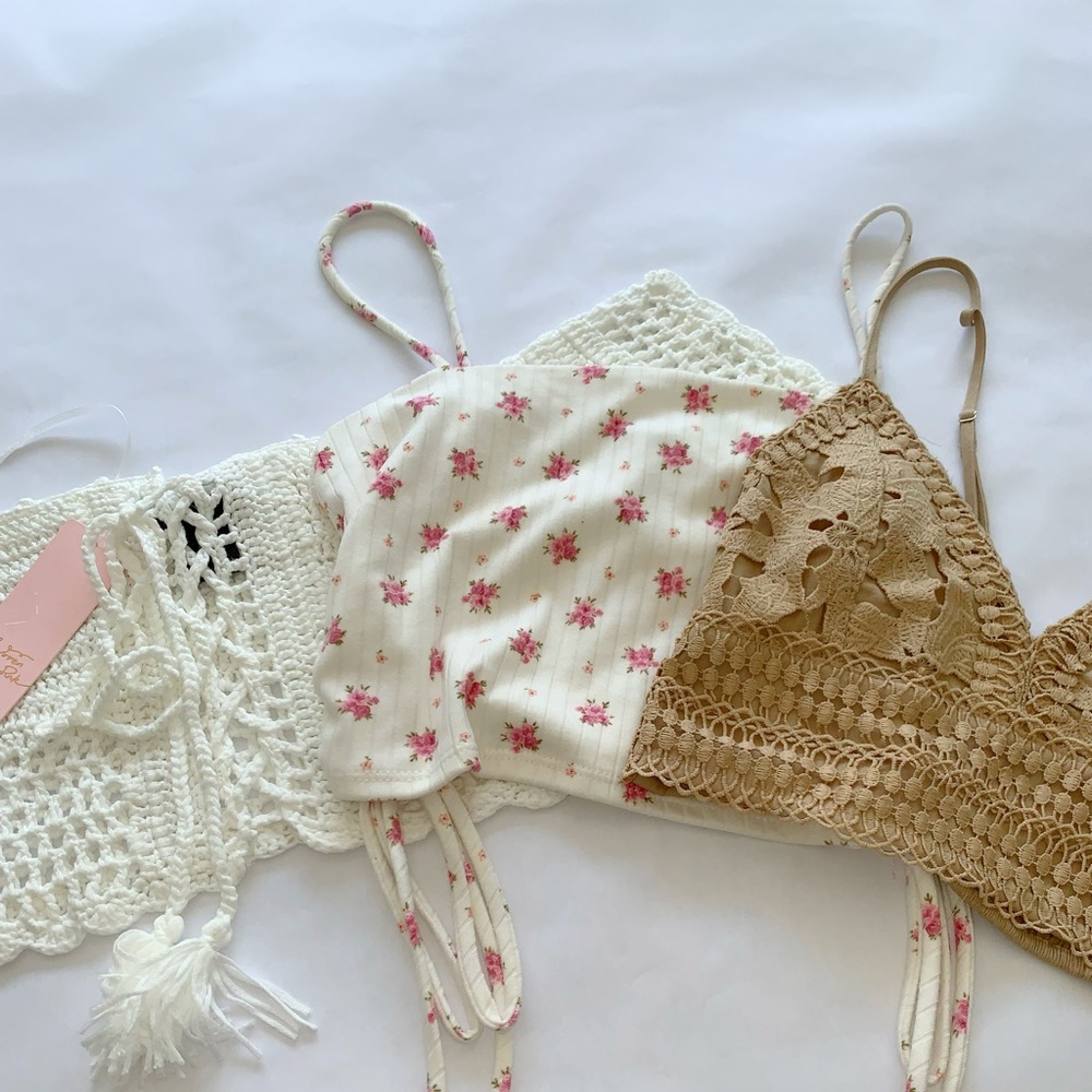Brand new Crop top bundle deal!